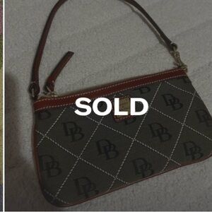 SOLD Dooney & Bourke wristlet! NWOT